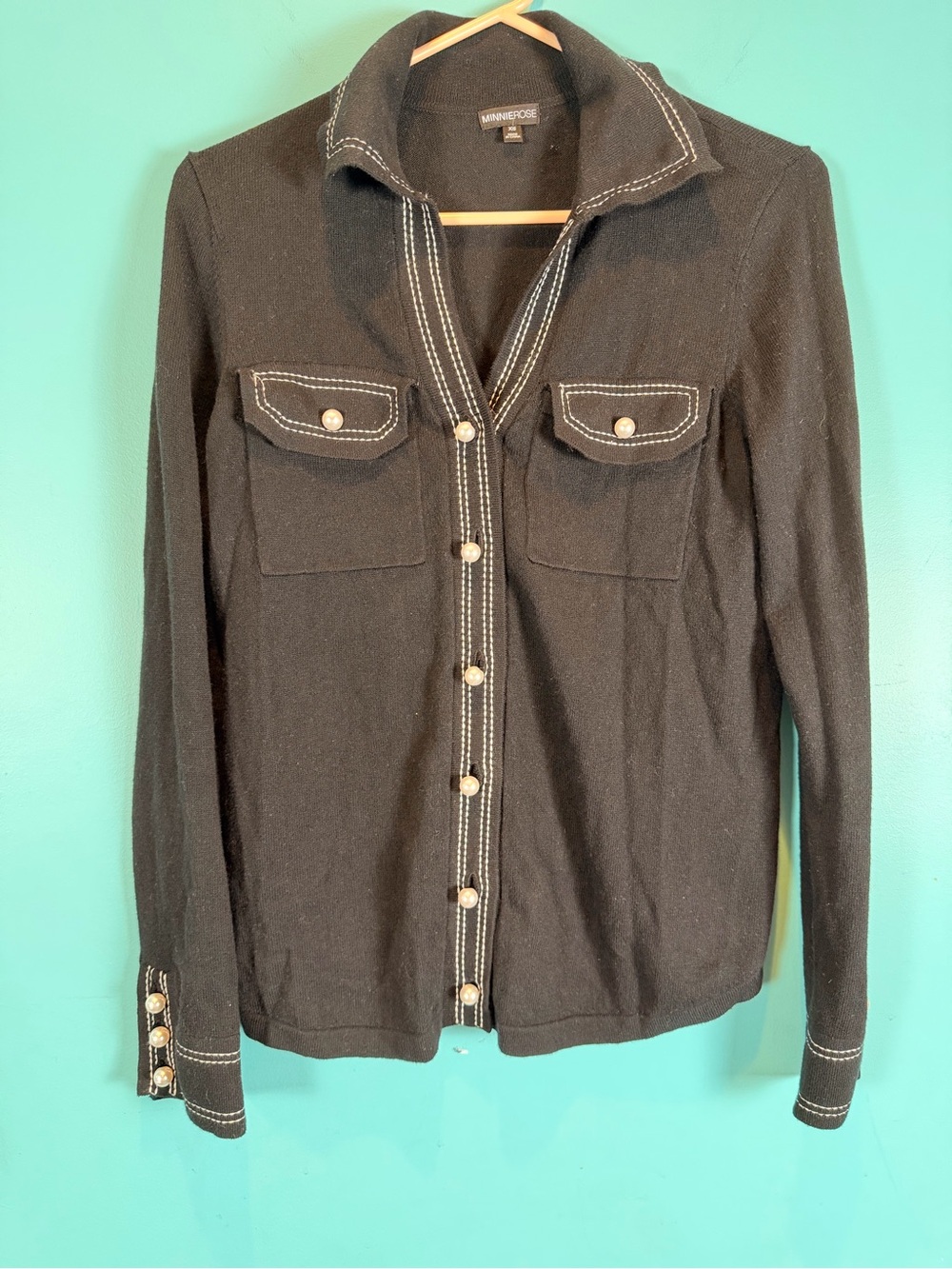 MINNIE ROSE Black Pearl Button Womens Sweater Shirt with Contrast Stitching